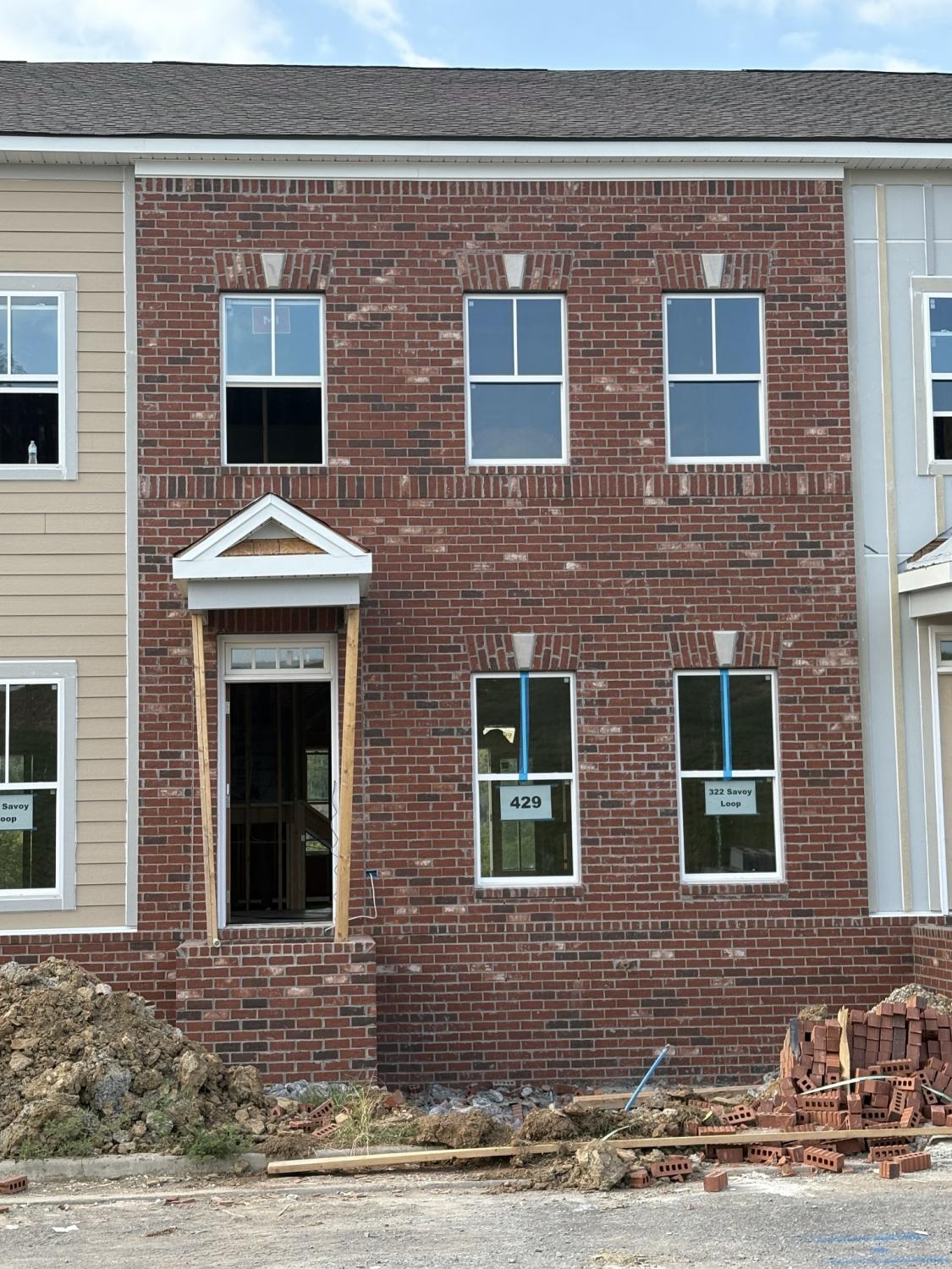 322-Savoy-Loop For Sale