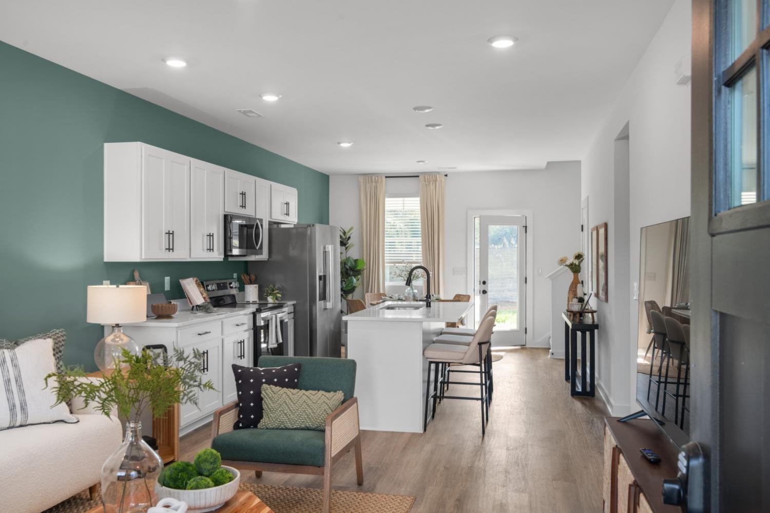 1610-Daly-Dr For Sale