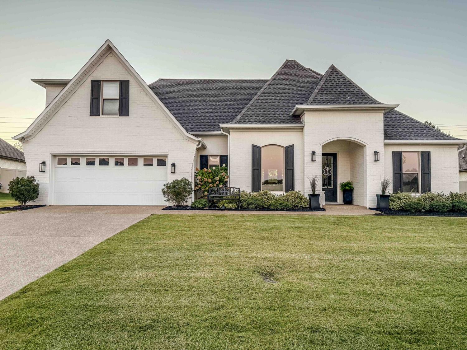 253-Saddlebrook-Dr For Sale