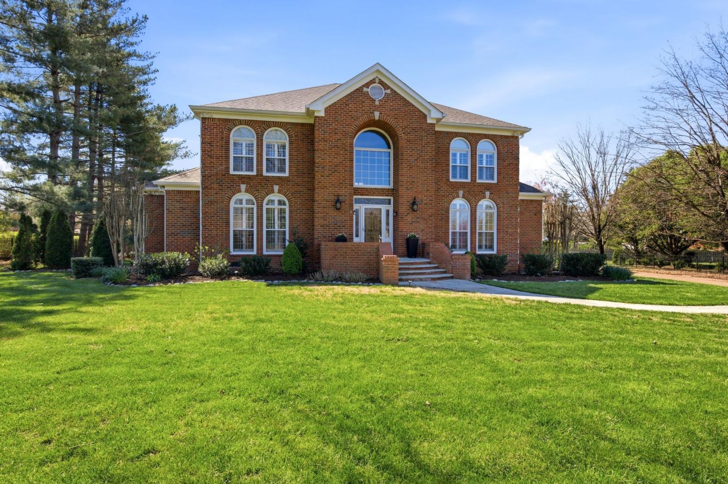 9213-Hunterboro-Dr For Sale