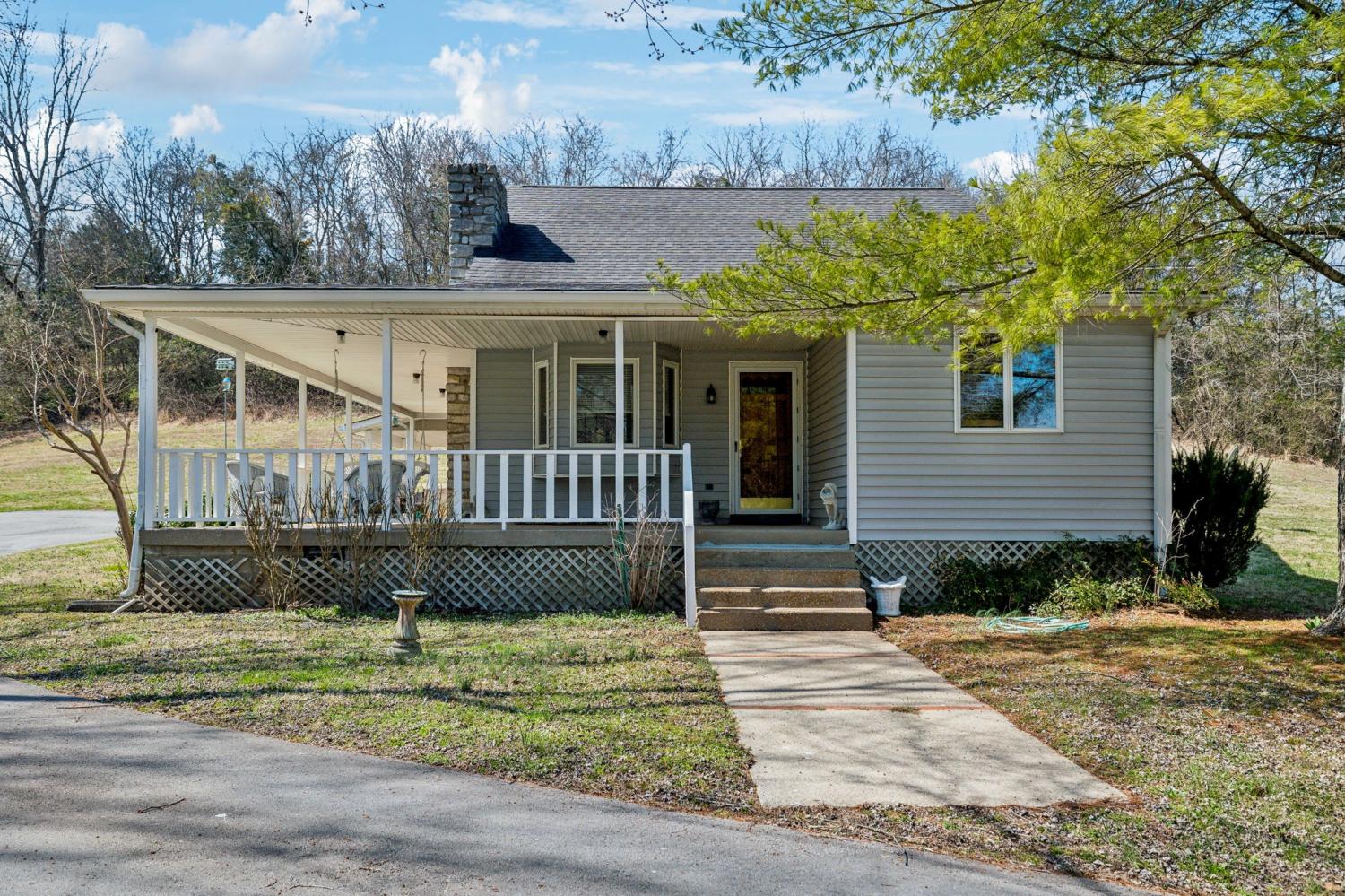 750-Vernon-Rd For Sale