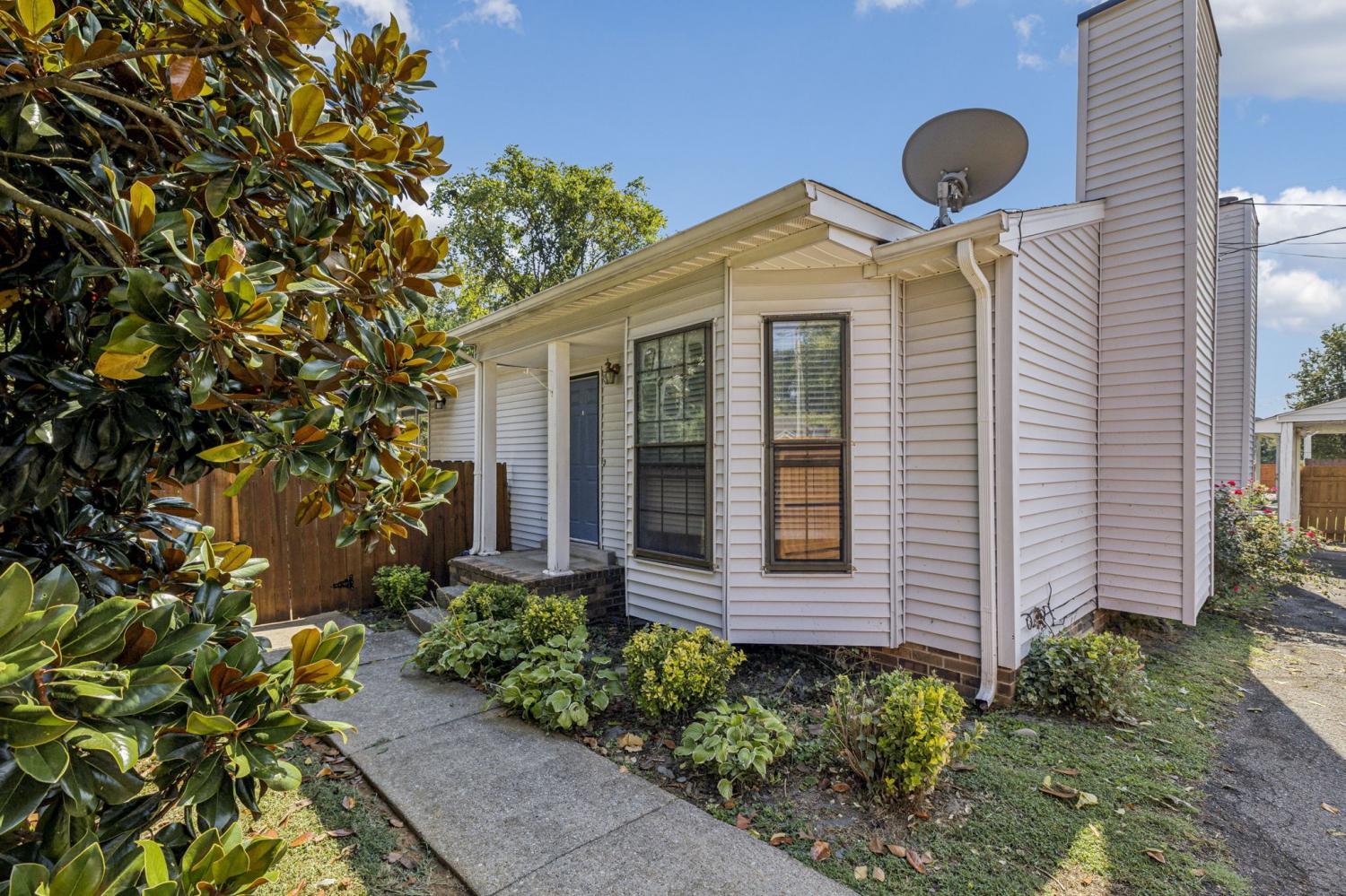 1002-Patio-Dr For Sale
