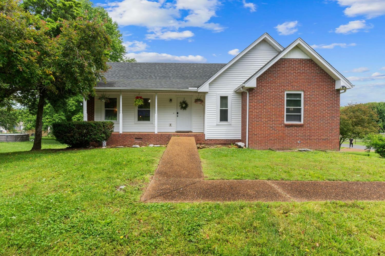 862-College-St For Sale