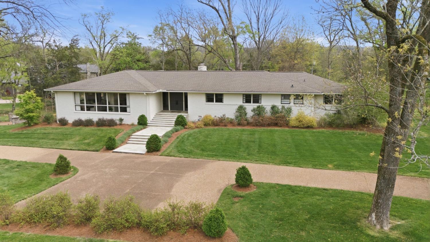 1014-Foxwood-Dr For Sale