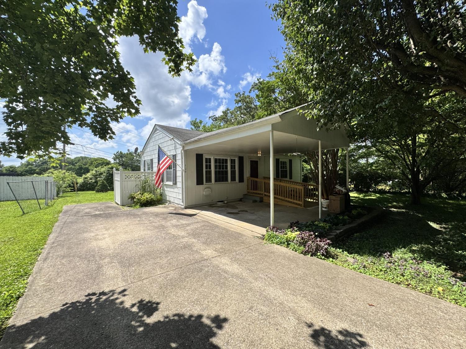 129-Clearview-Dr For Sale