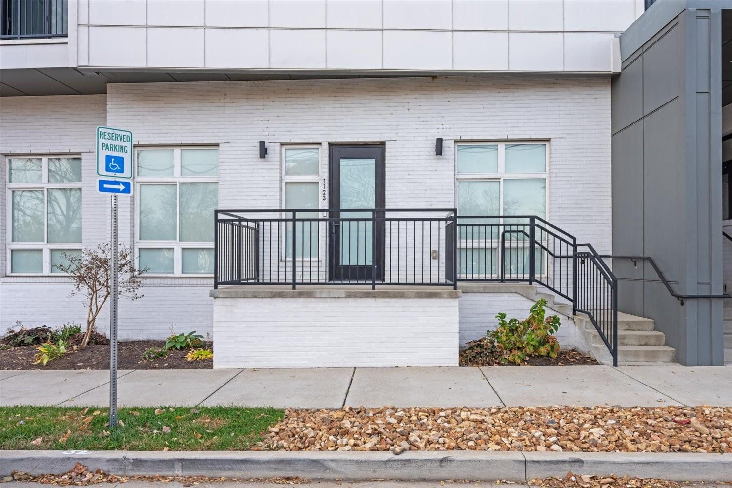 1123-10th-Ave--N For Sale