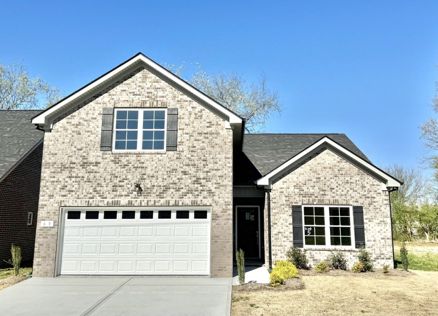 69-Laurel-View-St For Sale