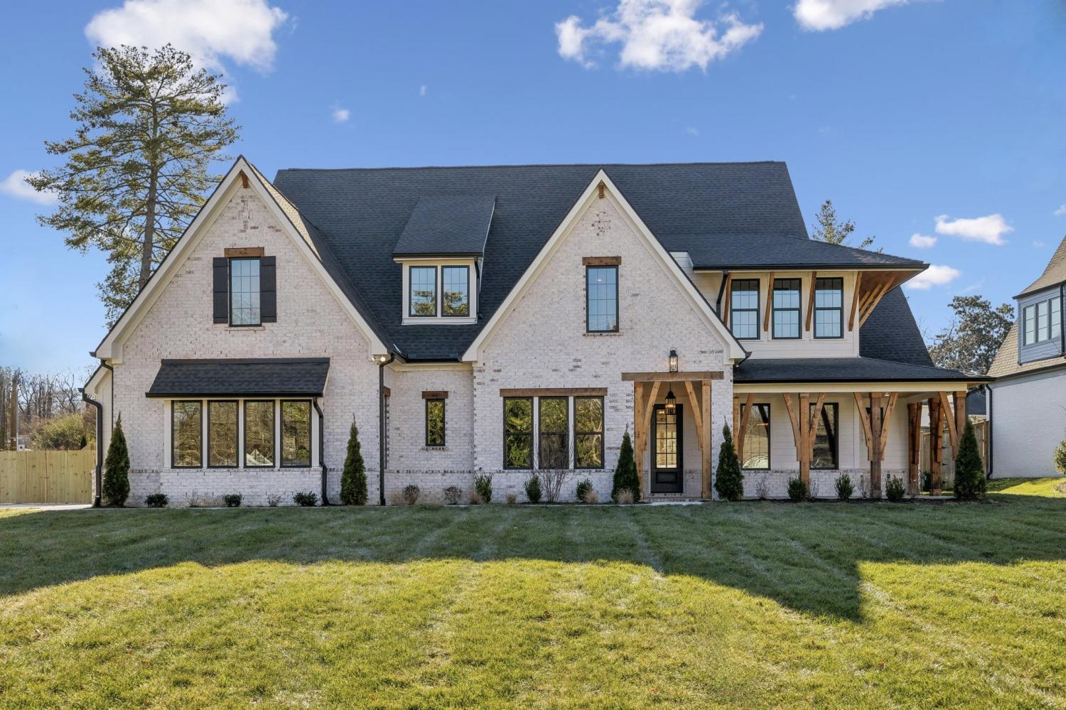 2823-Sugar-Tree-Rd For Sale