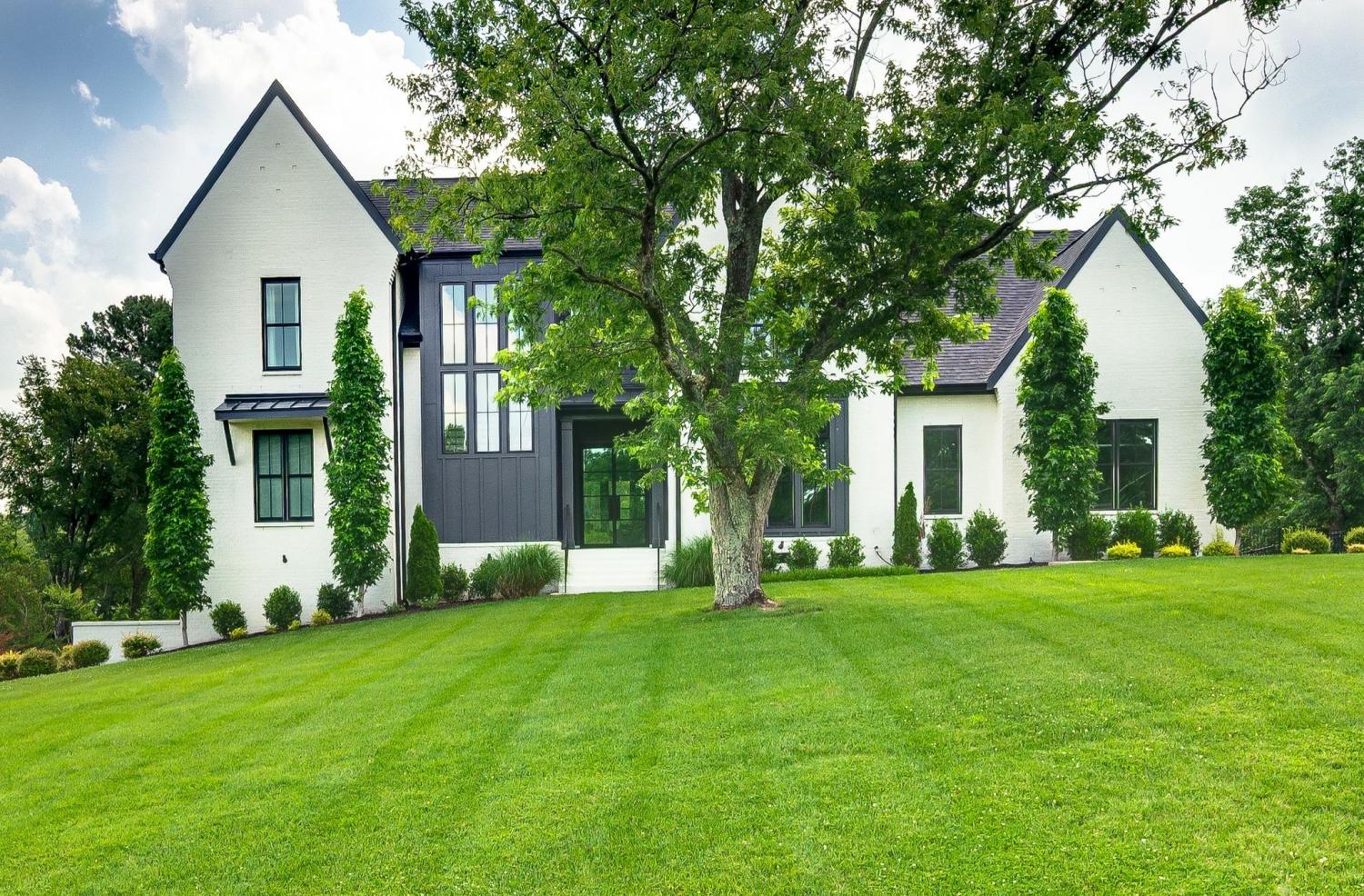1526-Lipscomb-Dr For Sale