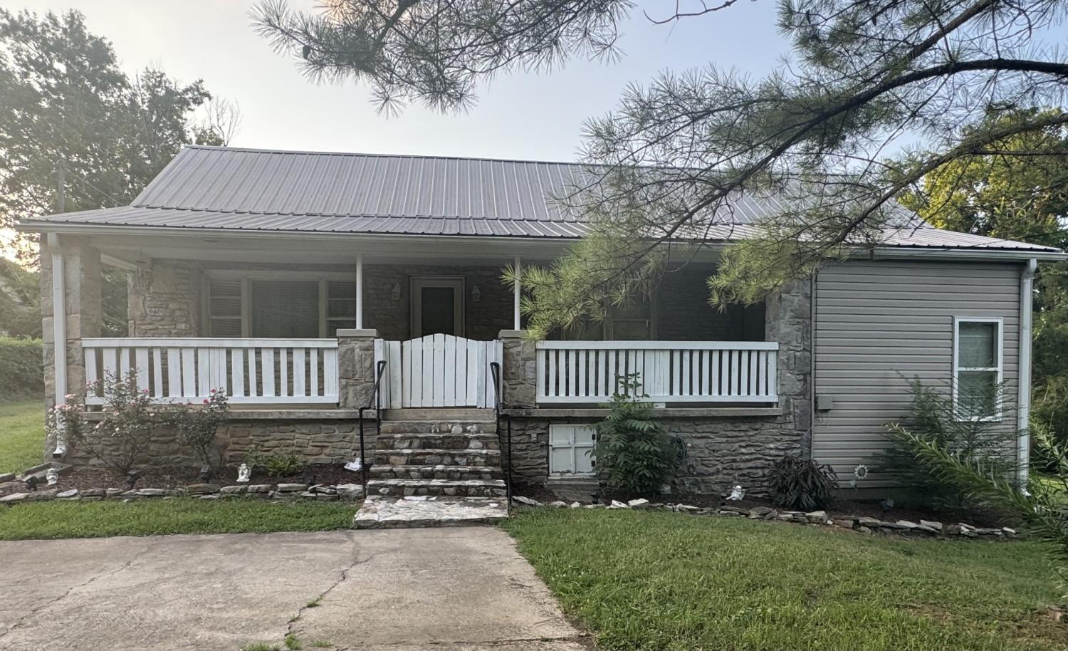 115-Brookside-Dr For Sale