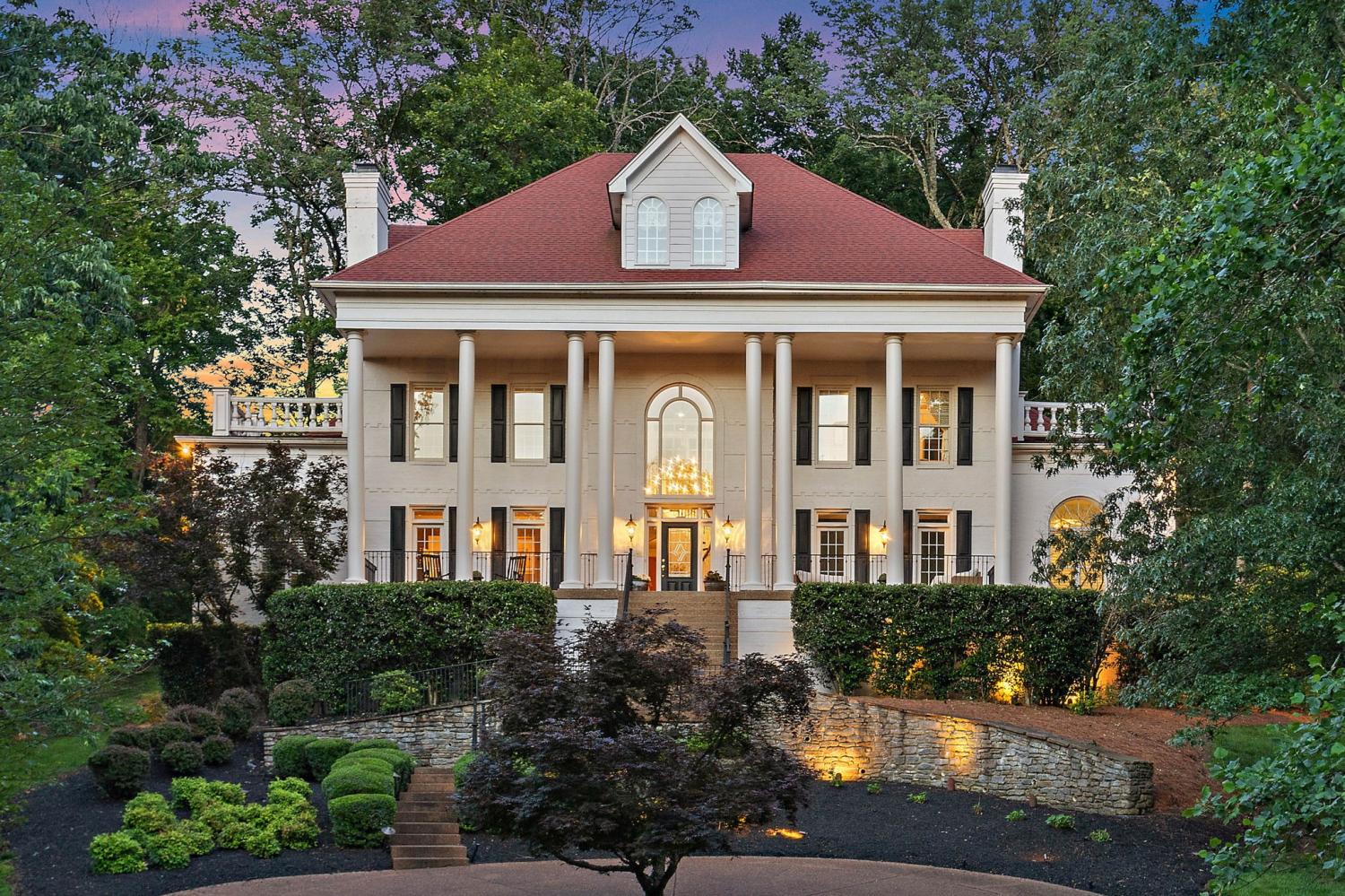30-Park-Mdws For Sale