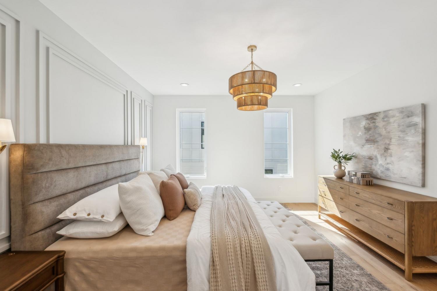 1019-12th-Ave--N For Sale
