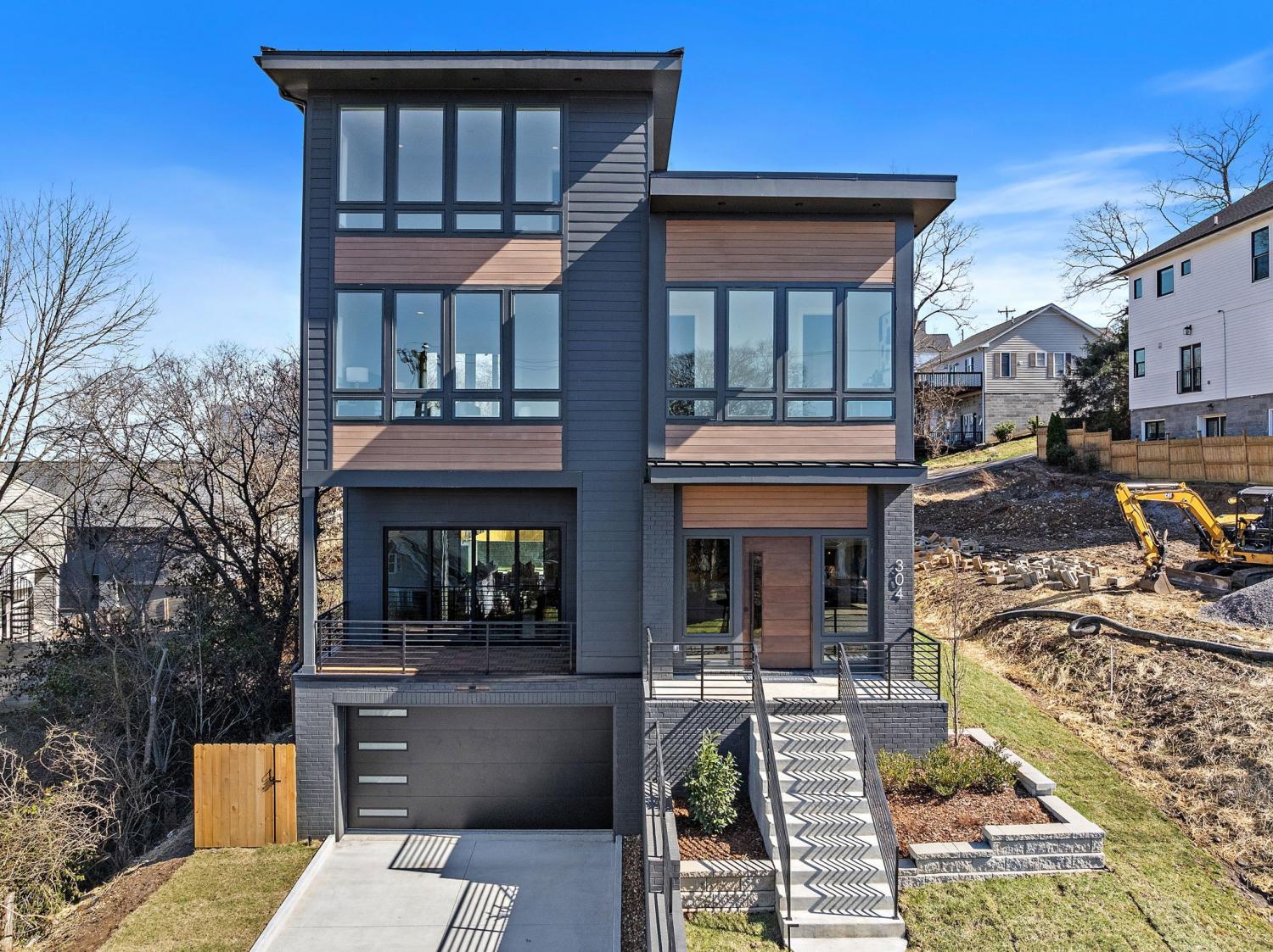 304-35th-Ave--N For Sale