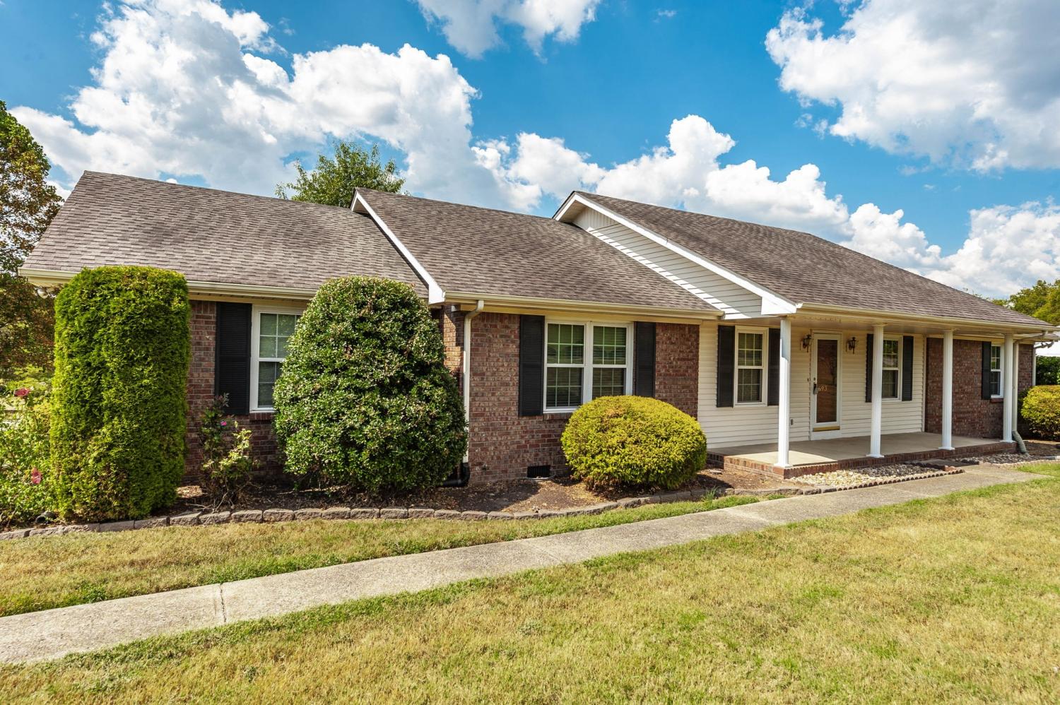 693-Greenfield-Ln For Sale