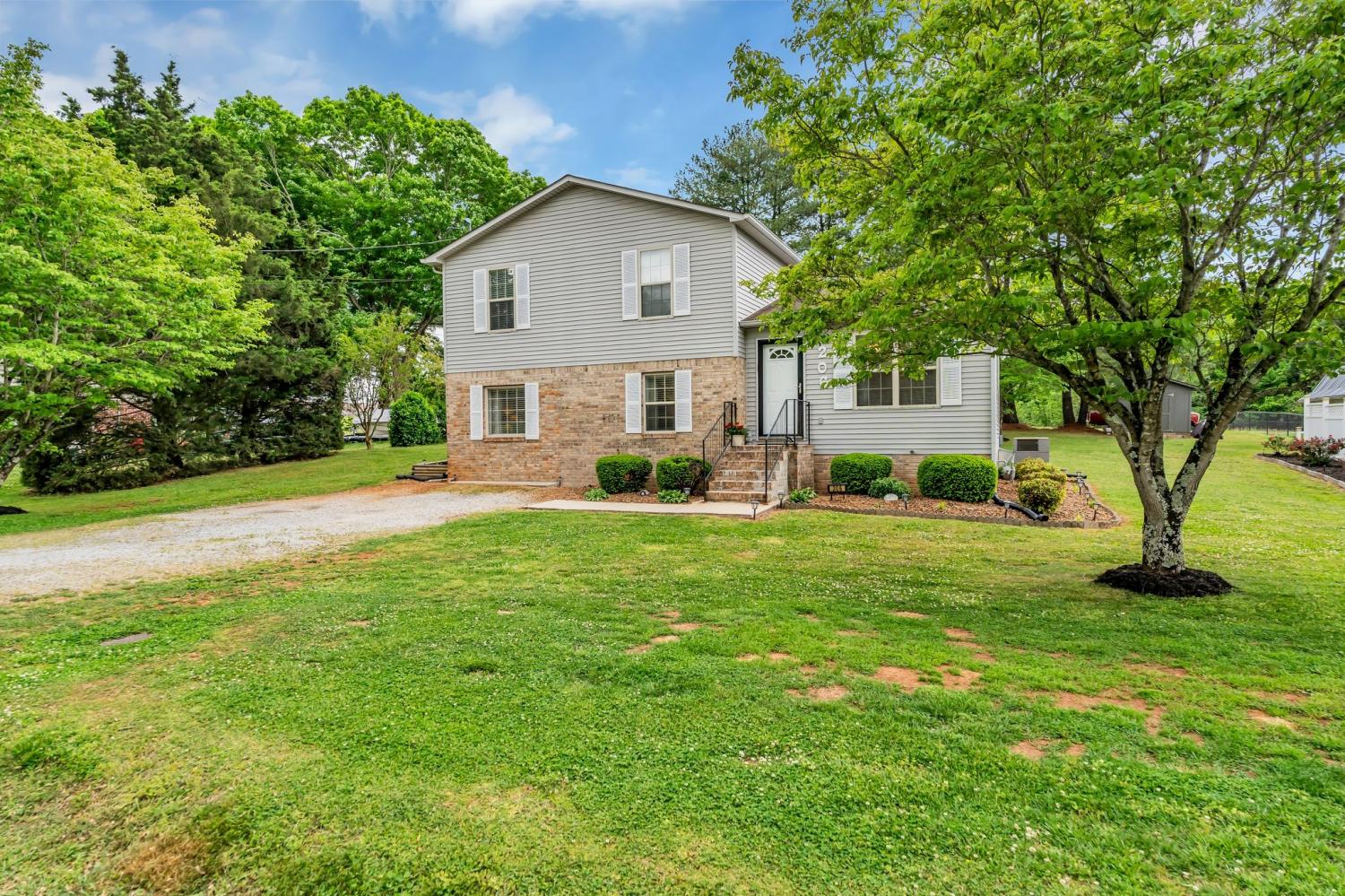 206-Homeward-Ave For Sale