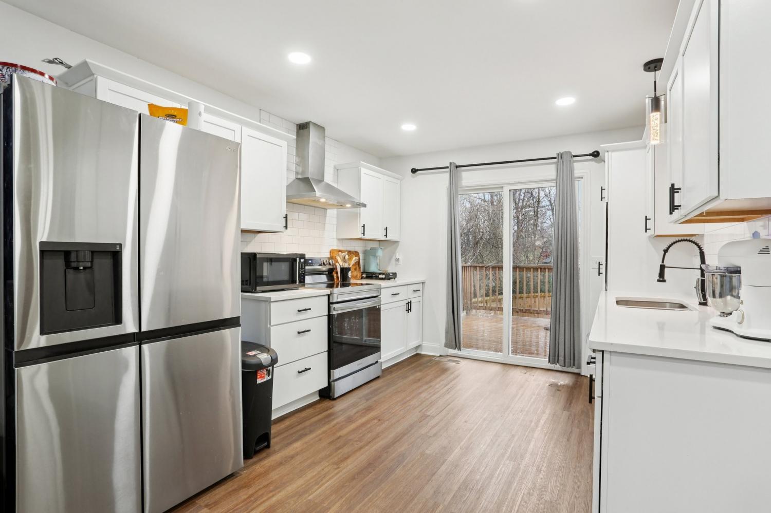 18-Chestnut-Dr For Sale