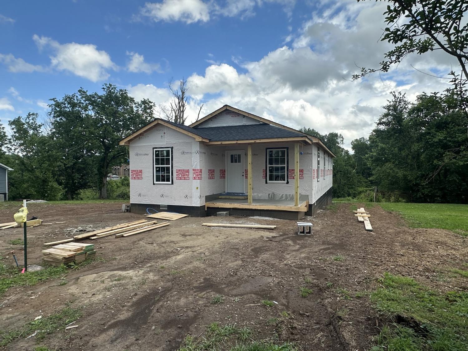228-Hillcrest-Dr--N For Sale