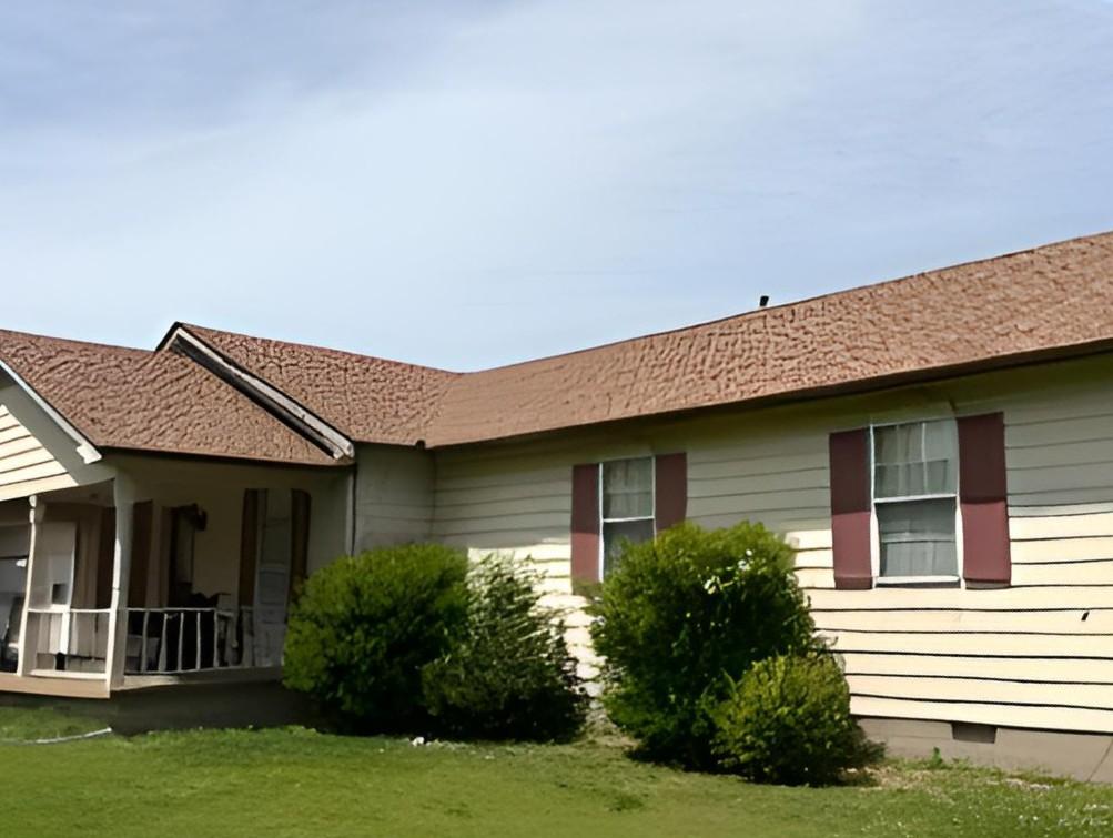 917-Sharon-Rd For Sale
