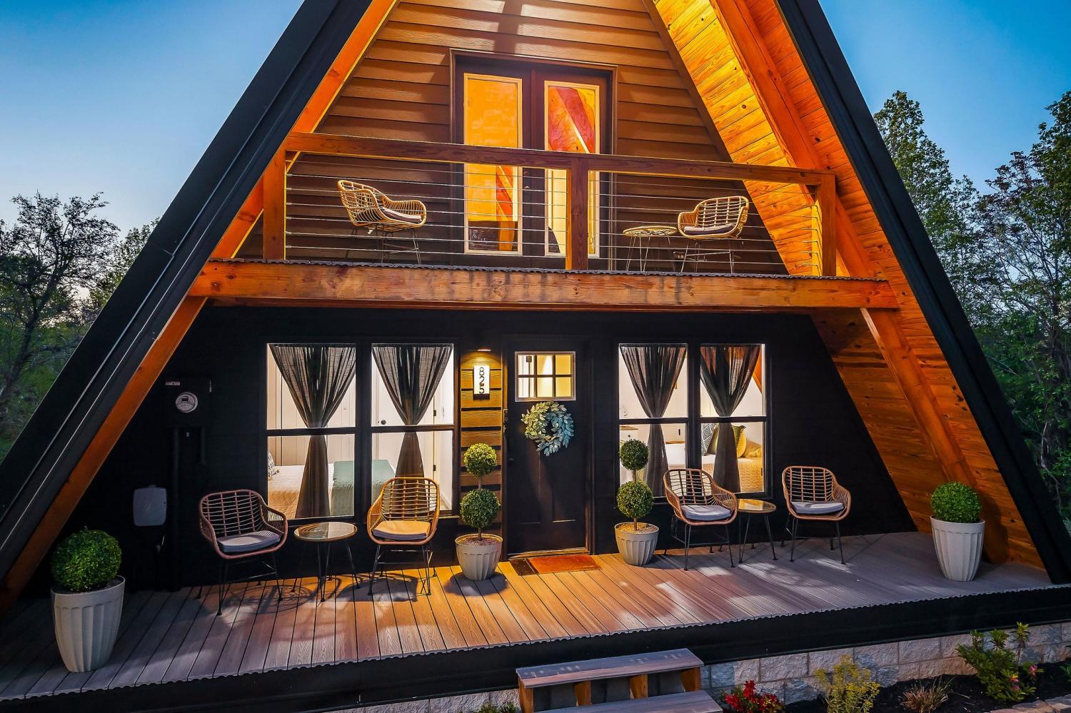 825-Hunters-Landing-Ln For Sale