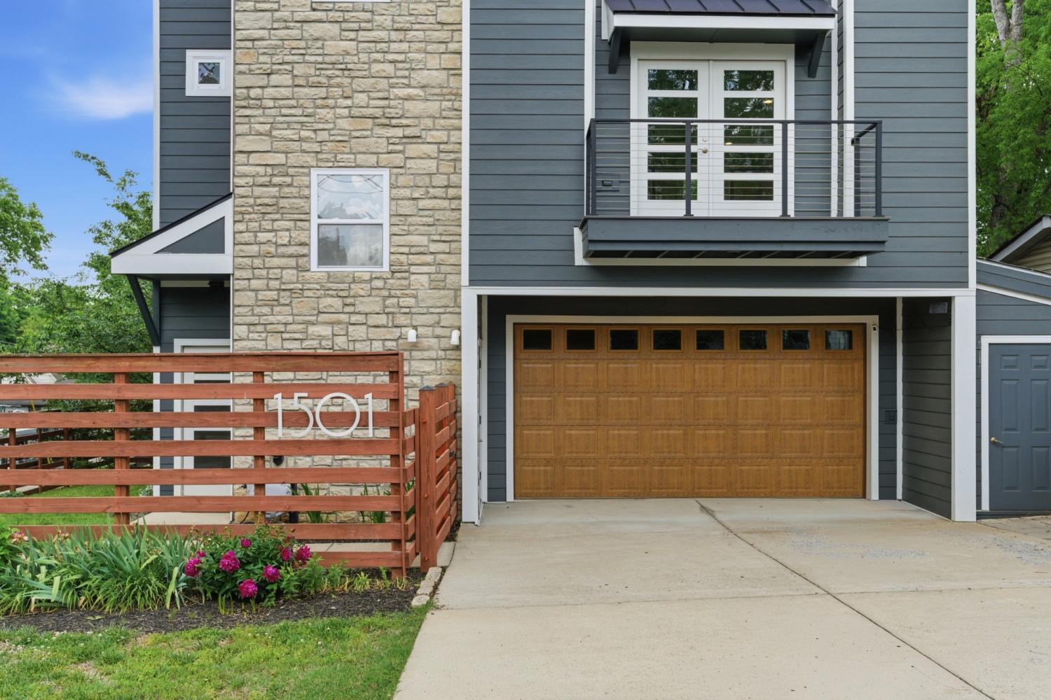 1501-Ward-Ave For Sale