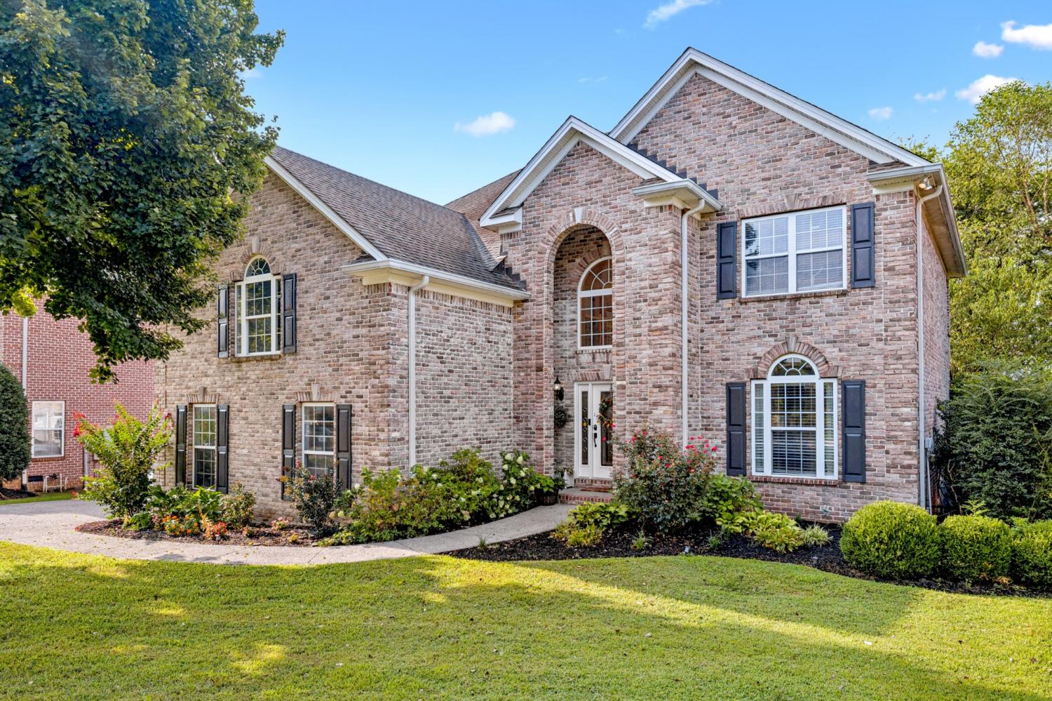 1617 Fair House Rd TN 37174 For Sale - 