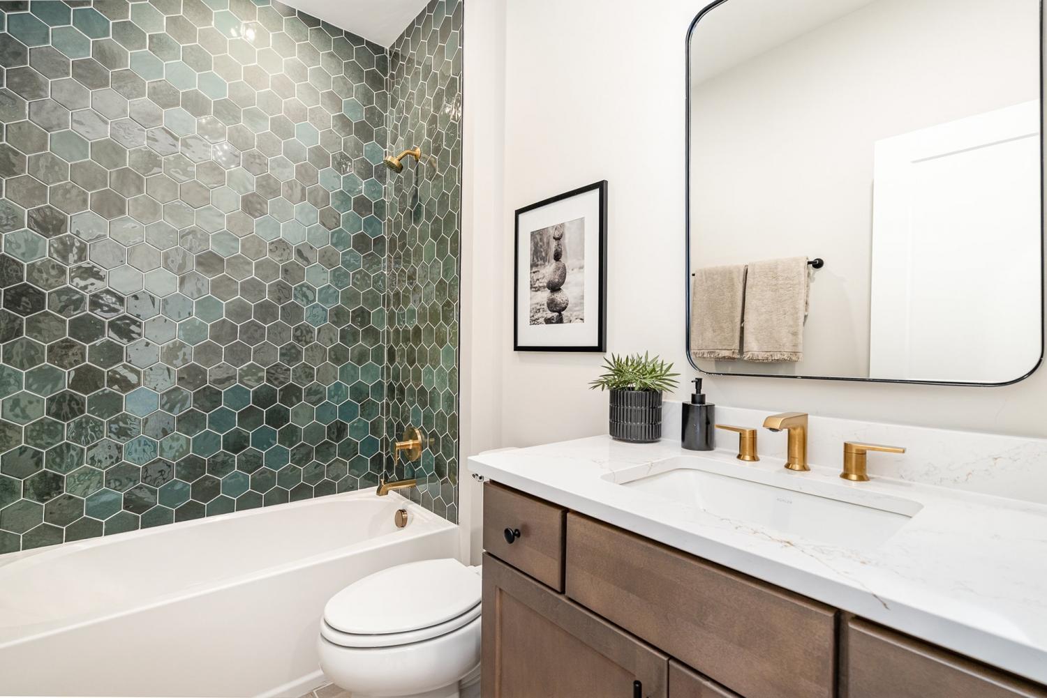 830-42nd-Ave--N For Sale