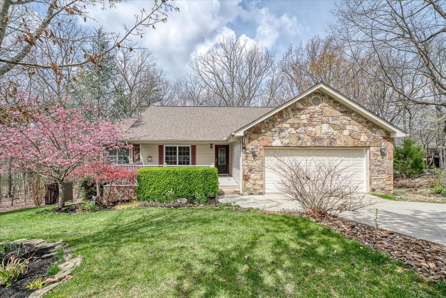 18-Bingham-Way For Sale