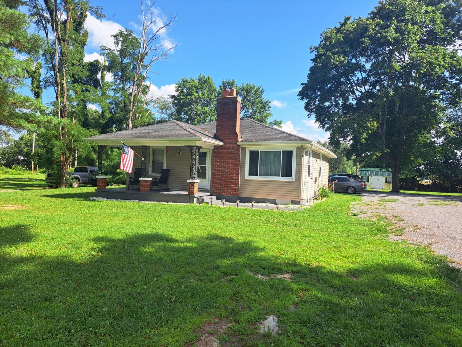 808-Days-Rd For Sale