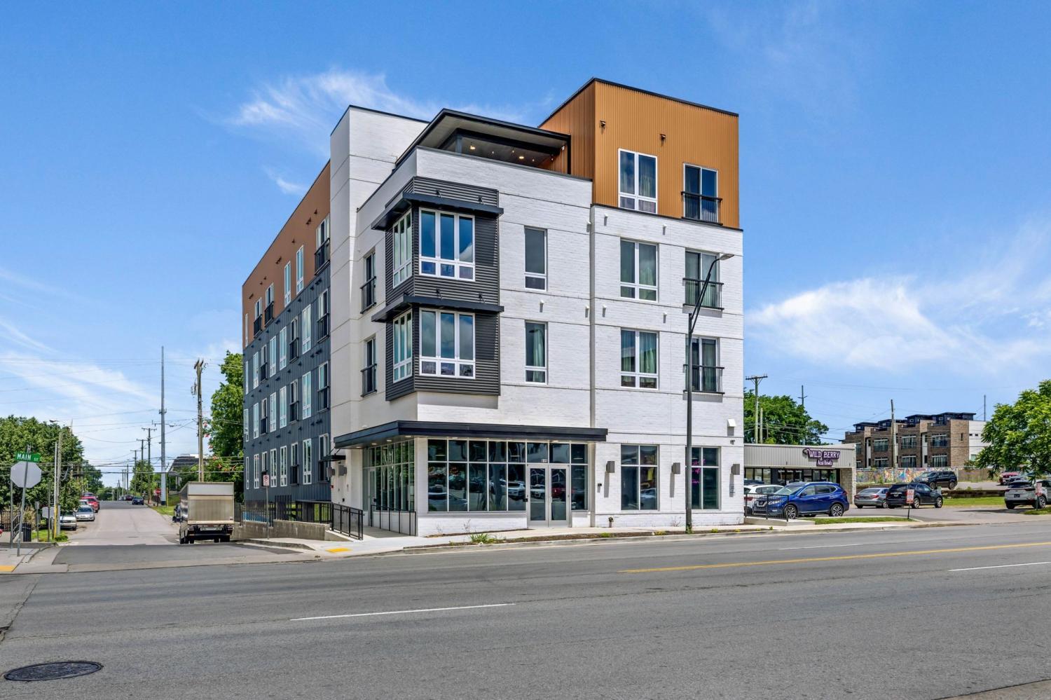 815-Main-St For Sale