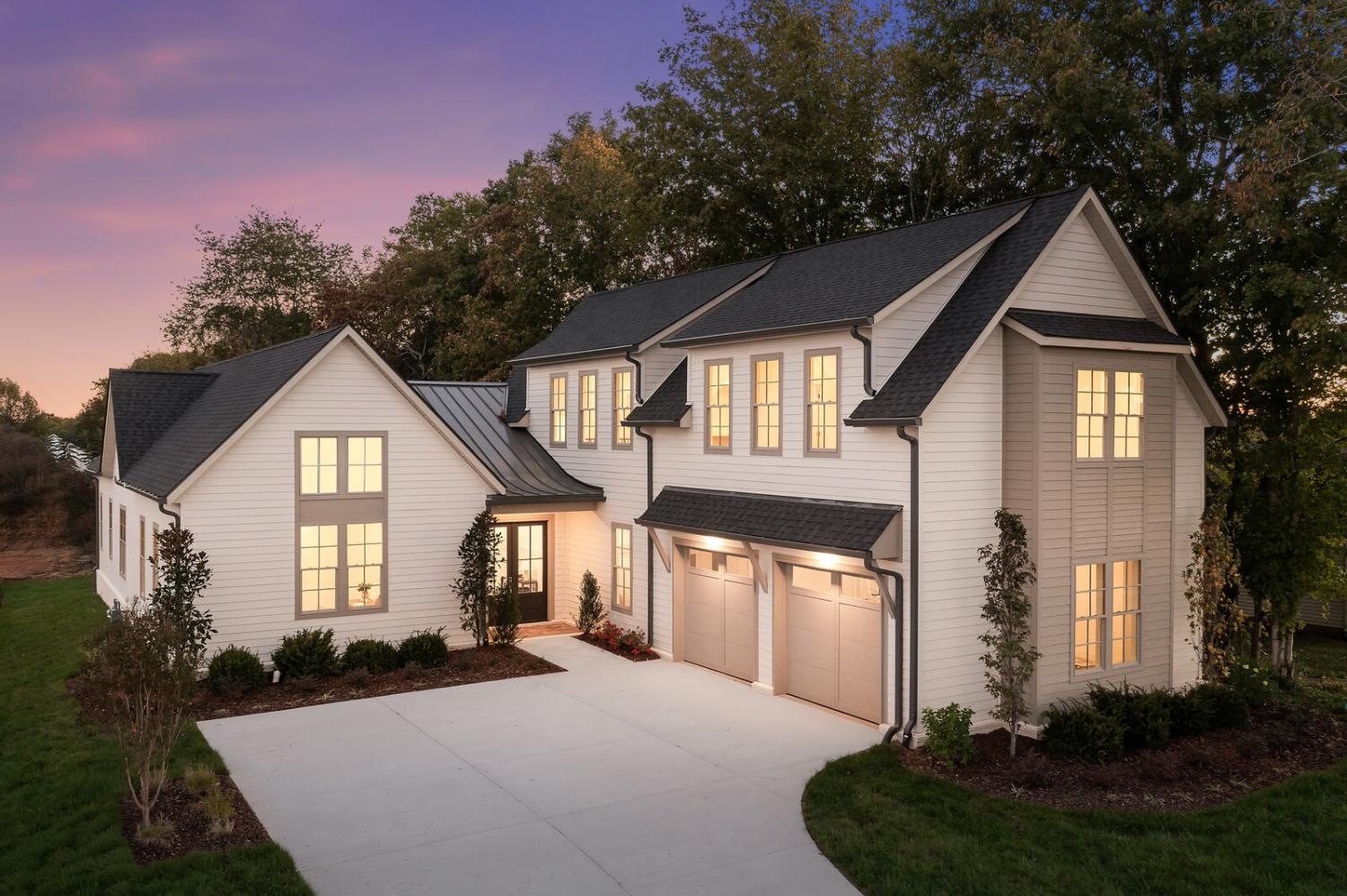 2925 Torrence Trail TN 37174 For Sale - 