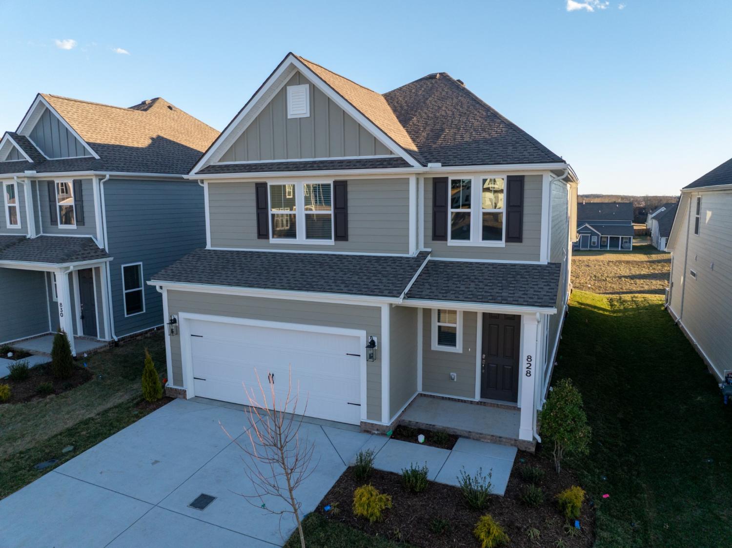 828-Sugarbush-Ln For Sale