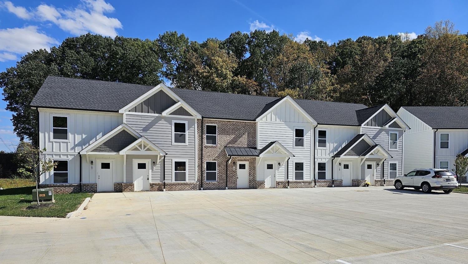 100-Henry-Dr For Sale