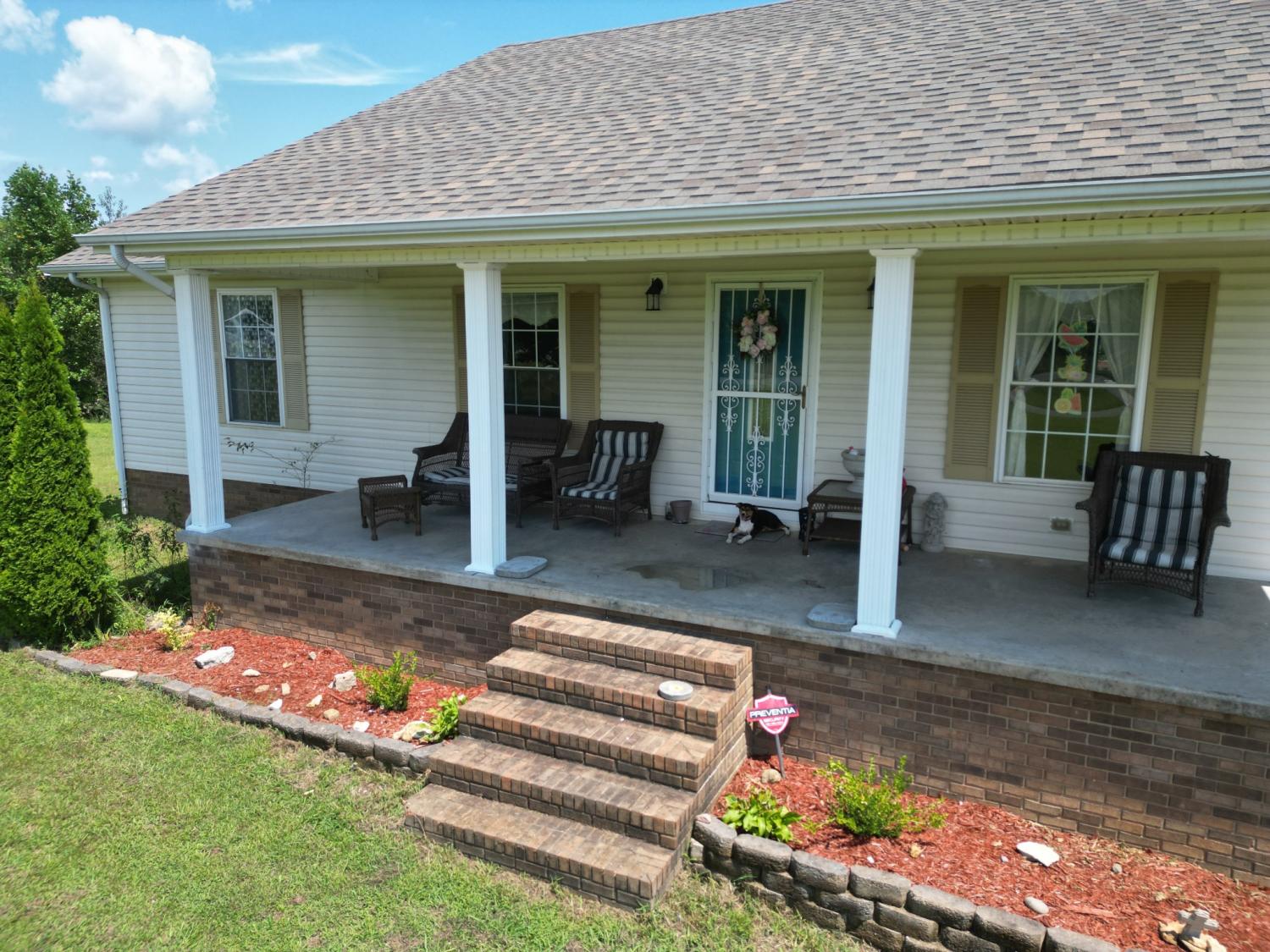 131-Susan-Ln For Sale