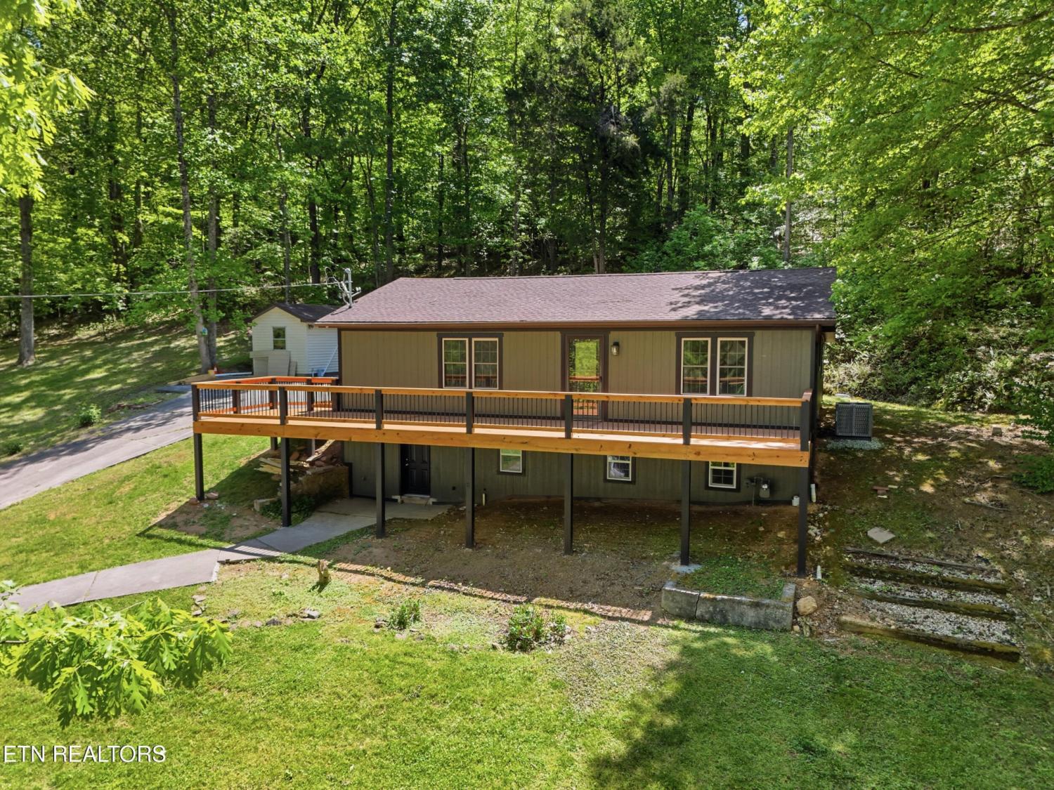 118-Clark-Lane For Sale
