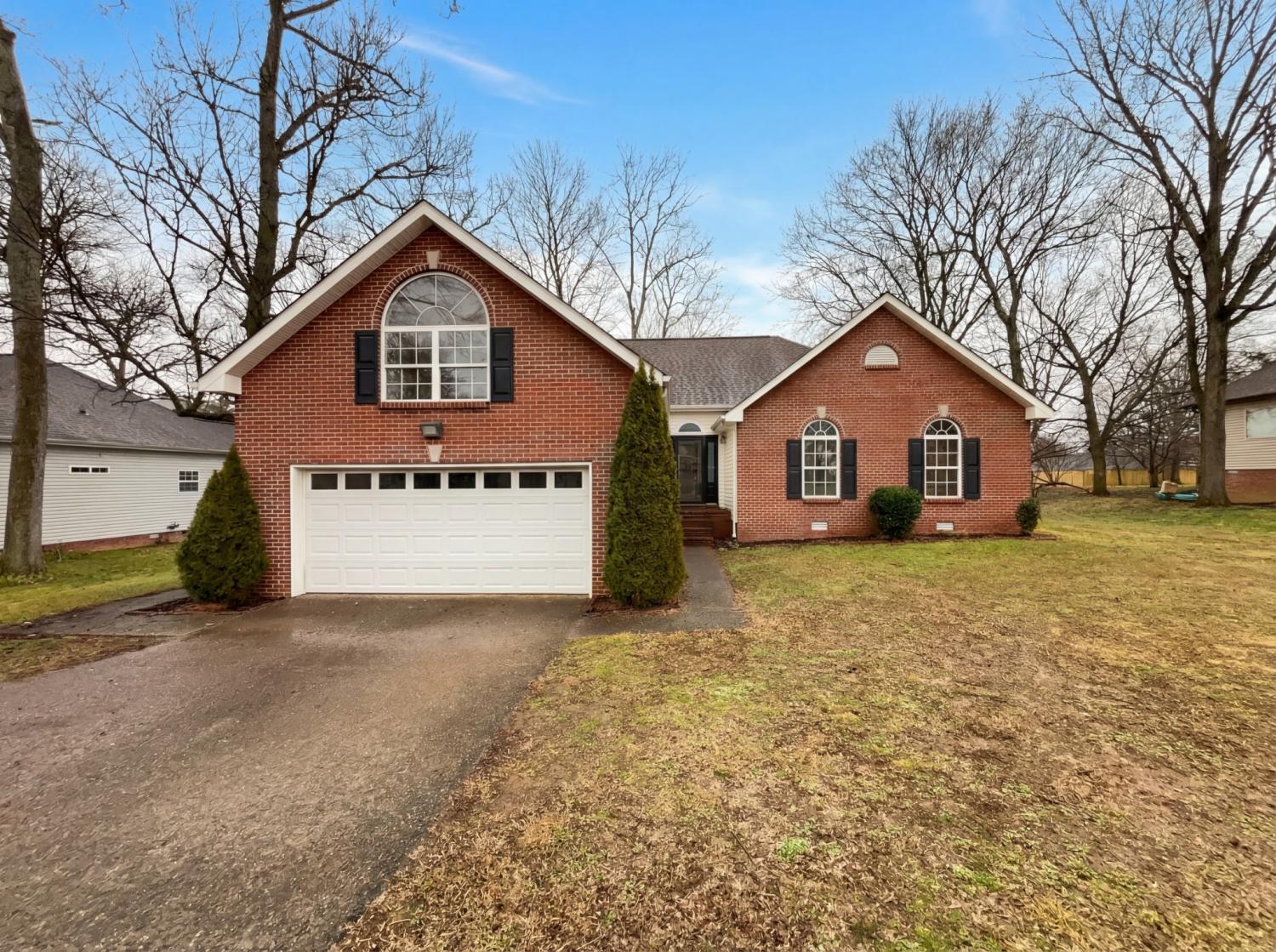 403-Buckingham-Blvd For Sale