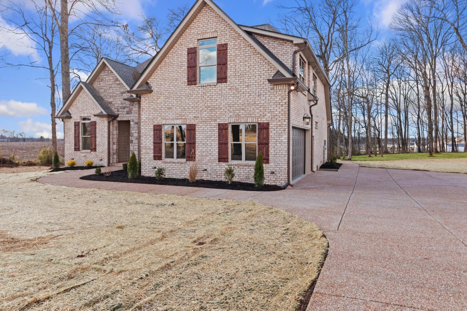 529-Greenfield-Ln For Sale