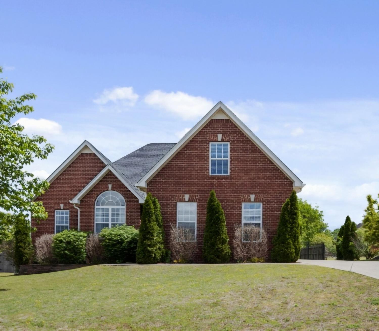 3924-Henricks-Hill-Dr For Sale