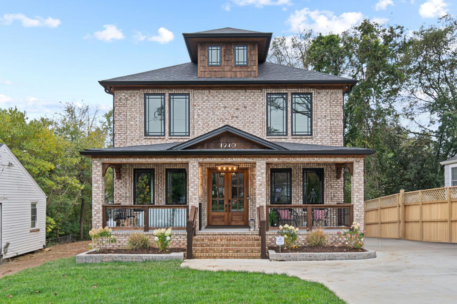 1240-Kenmore-Pl For Sale