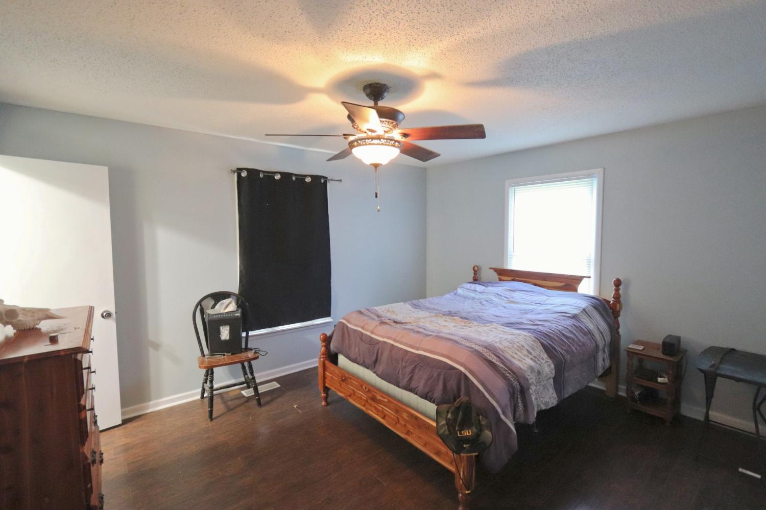 911 Parkway Dr TN 37166 For Sale - 