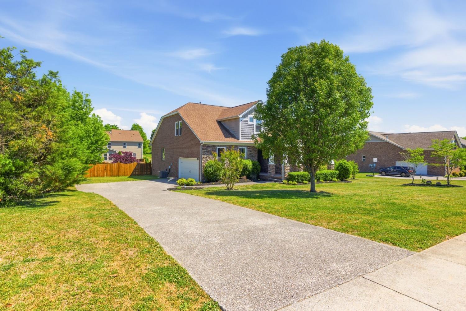 511 Cherry Blossom Way TN 37087 For Sale - 