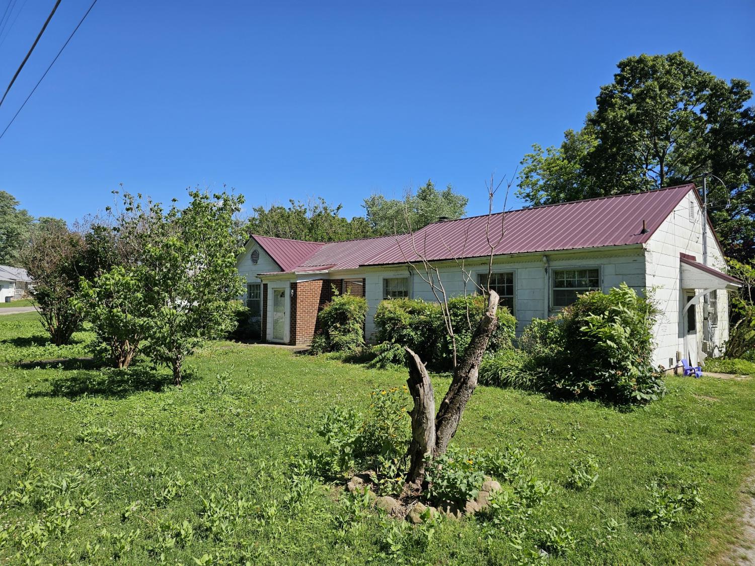 221-Franklin-St For Sale