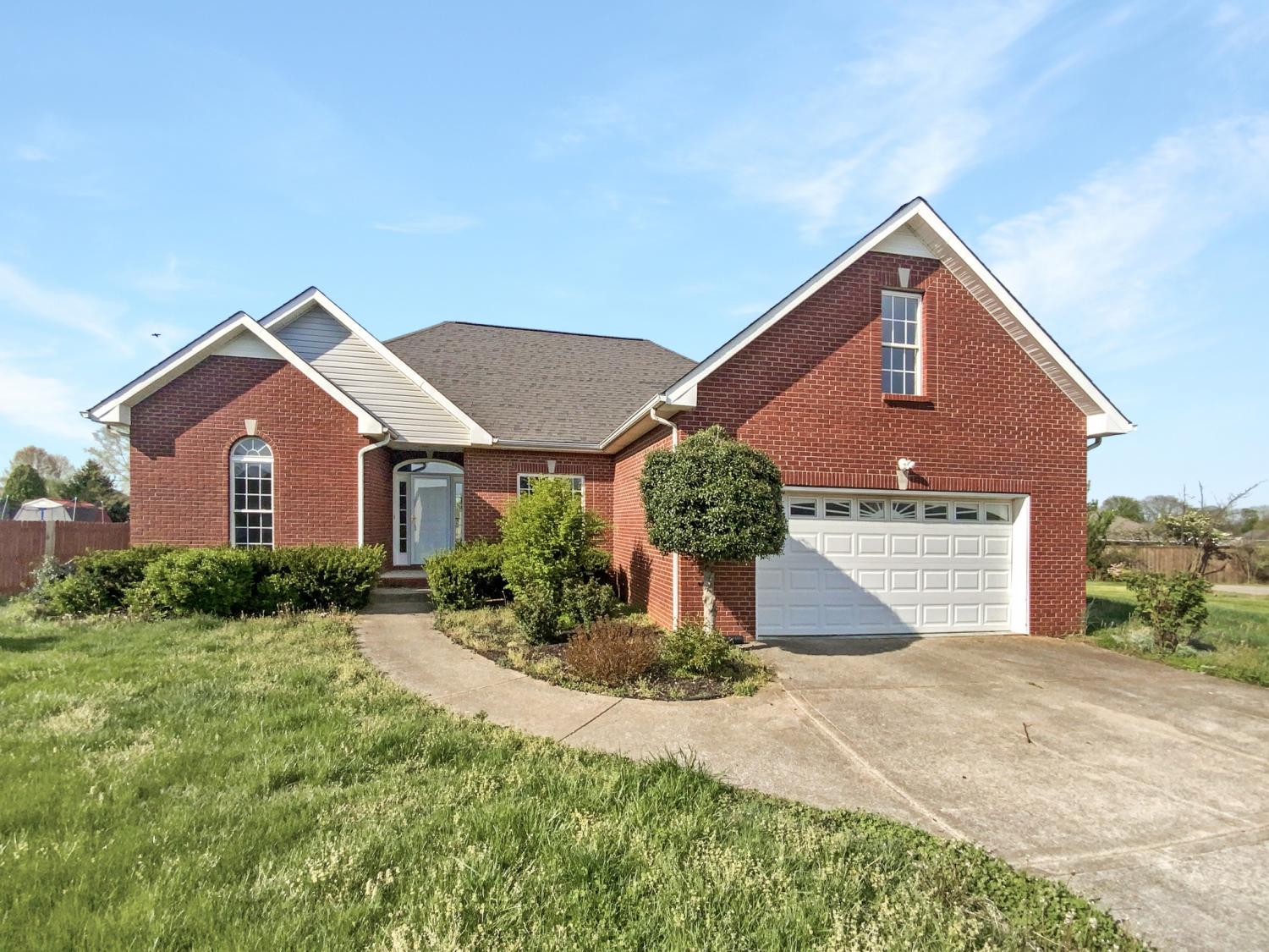 783-Parade-Ct For Sale