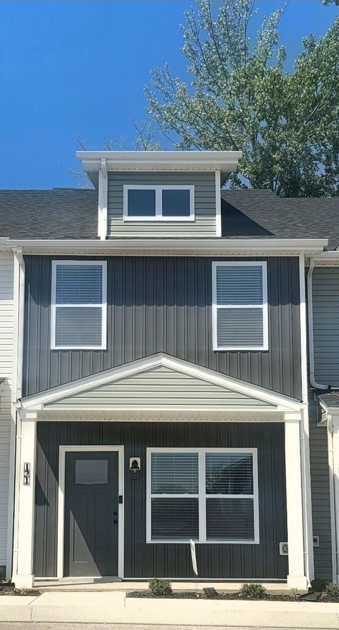 121-Front-Ridge-Circle For Sale