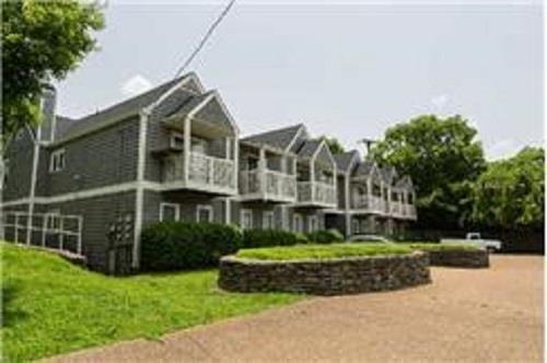 3204-W-End-Cir For Sale