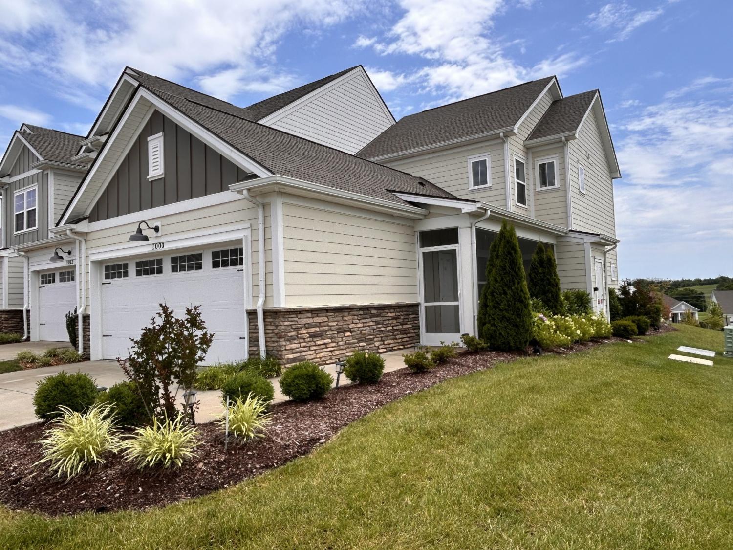 1000-June-Wilde-Rdg For Sale