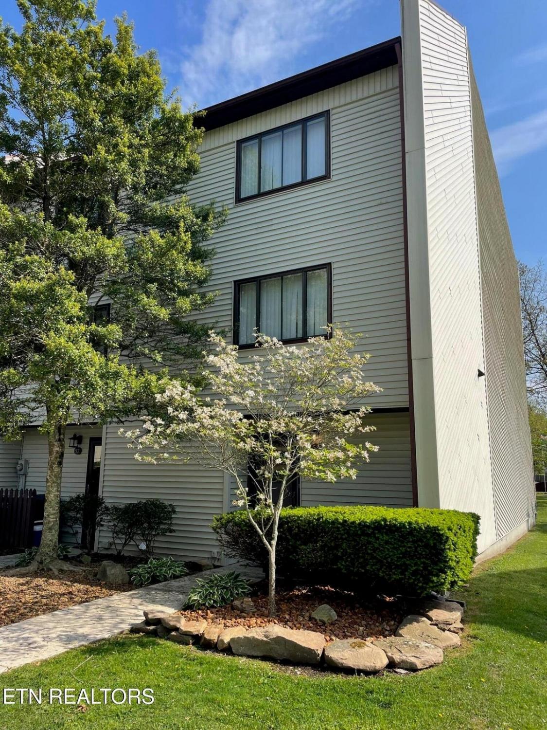 58-Wilshire-Heights-Dr For Sale