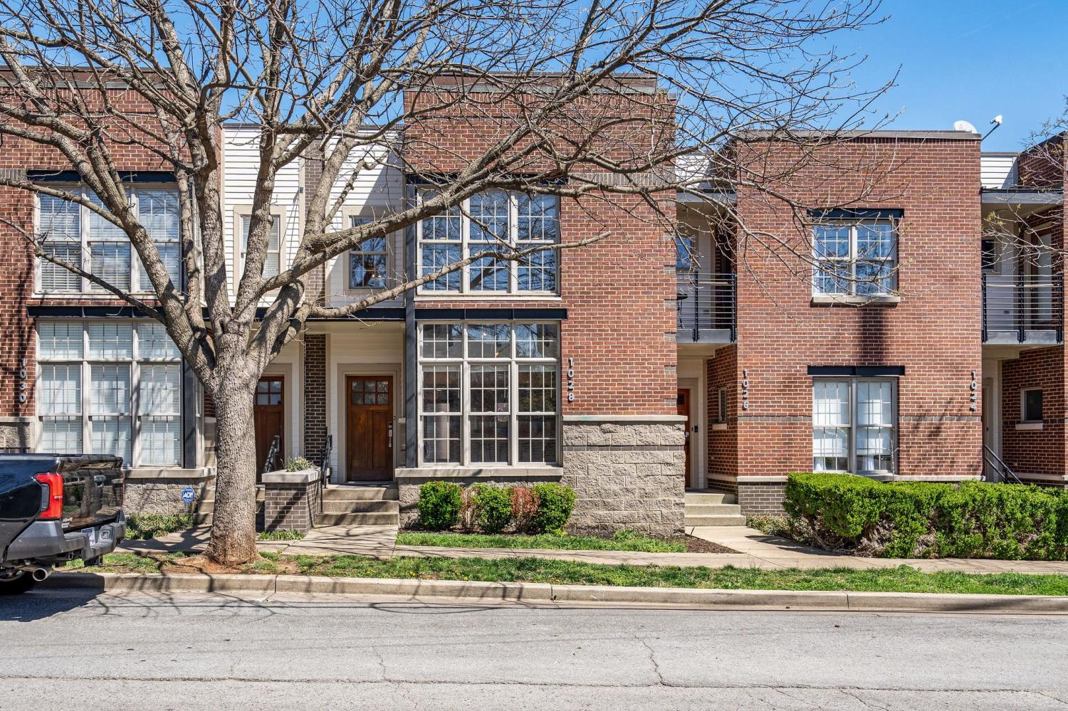 1028-9th-Ave--N For Sale