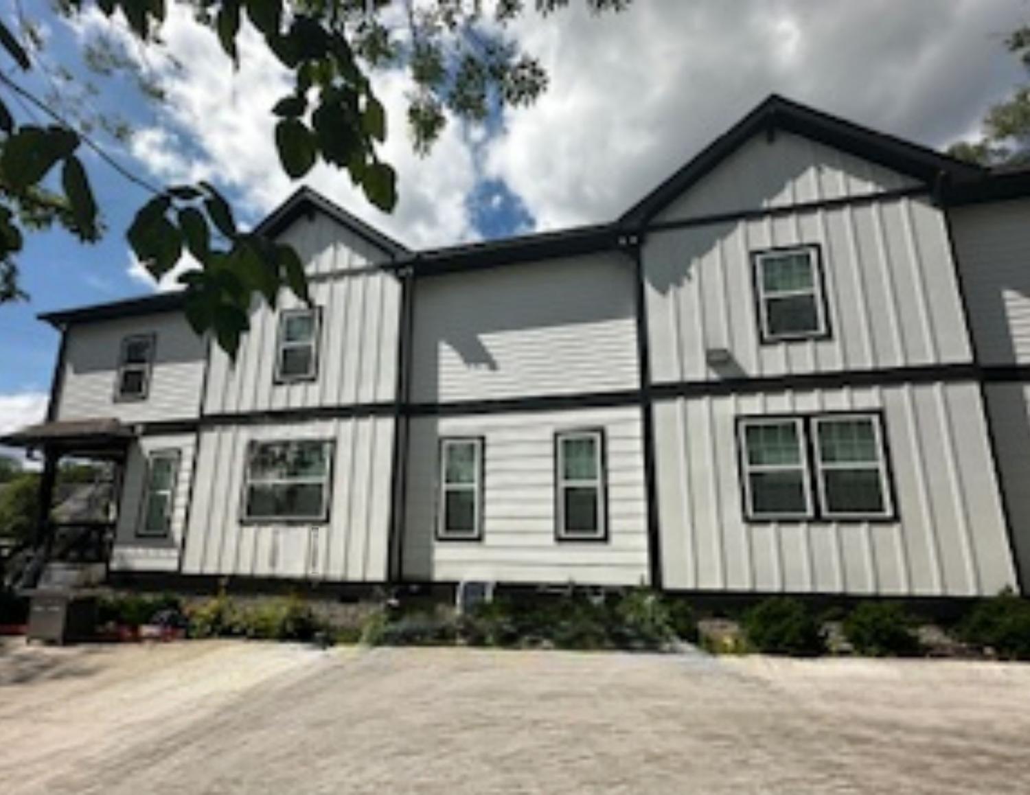 2101-Carter-Ave For Sale
