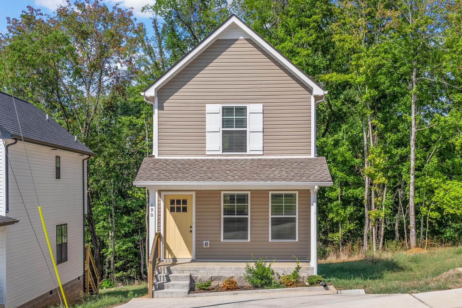 190-Oak-St For Sale