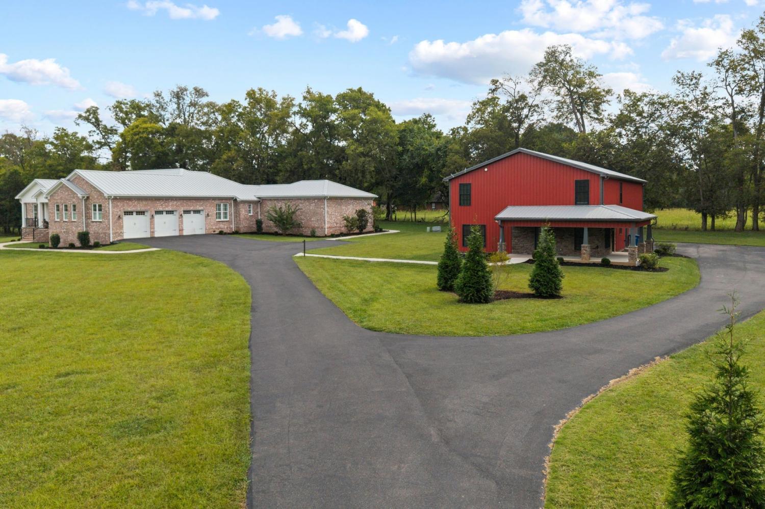 808-N-Main-St For Sale